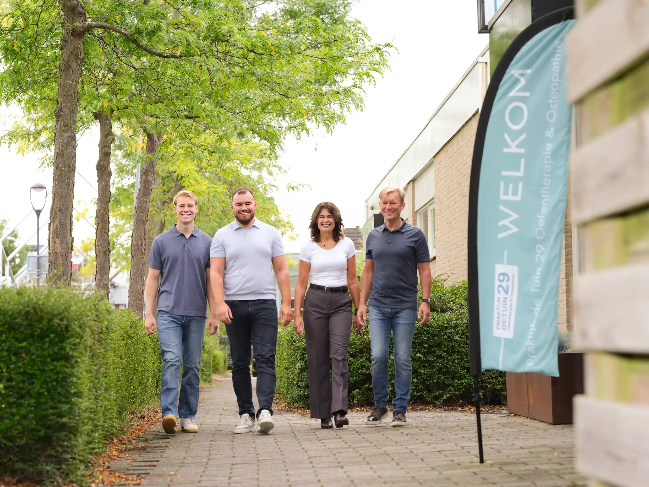 Team foto van de therapeuten van Praktijk De Tuin 29